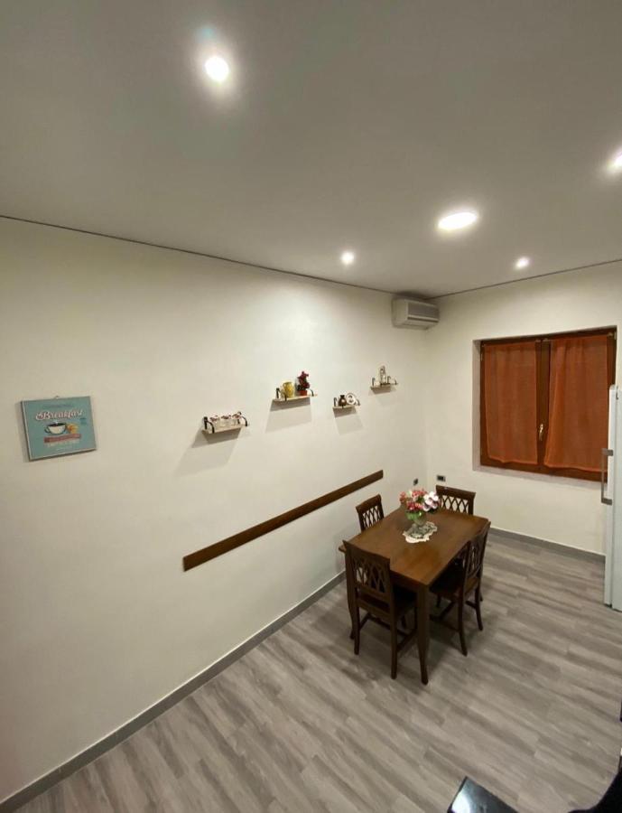 Da Rosalba Apartment เนเปิลส์ ภายนอก รูปภาพ